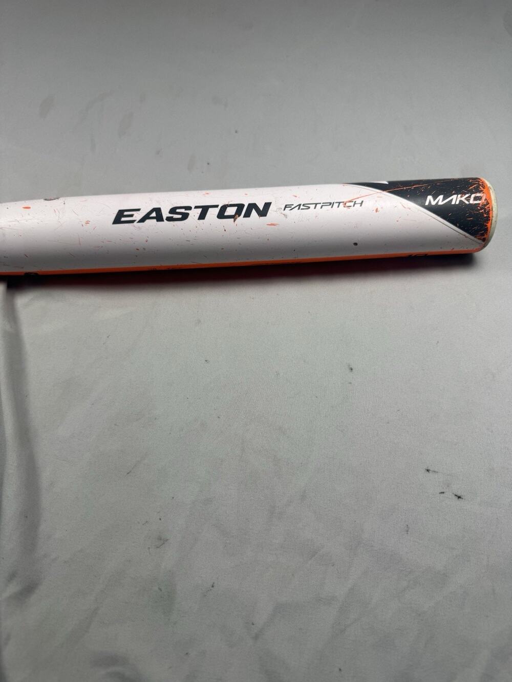 Easton Mako FP14MK Fastpitch Softball Bat 33/23 -10 ASA USSSA Composite